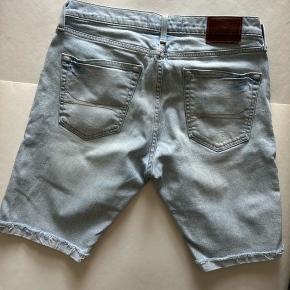 Hollister Denim Shorts 🩳 - Picture 5 of 6